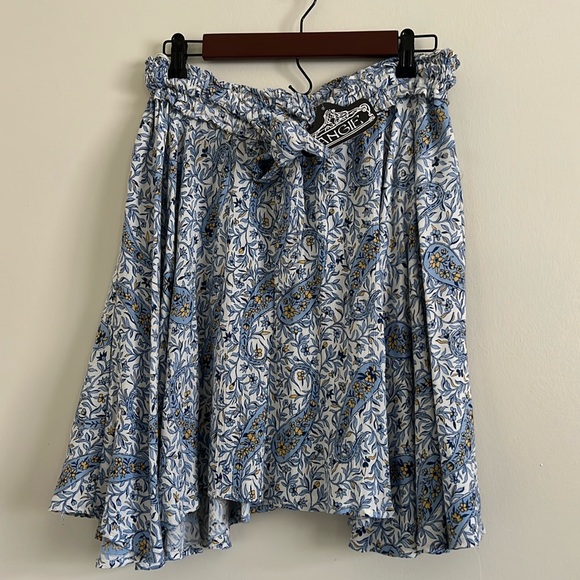 Angie Dresses & Skirts - 🆕 Angie Mini Skirt